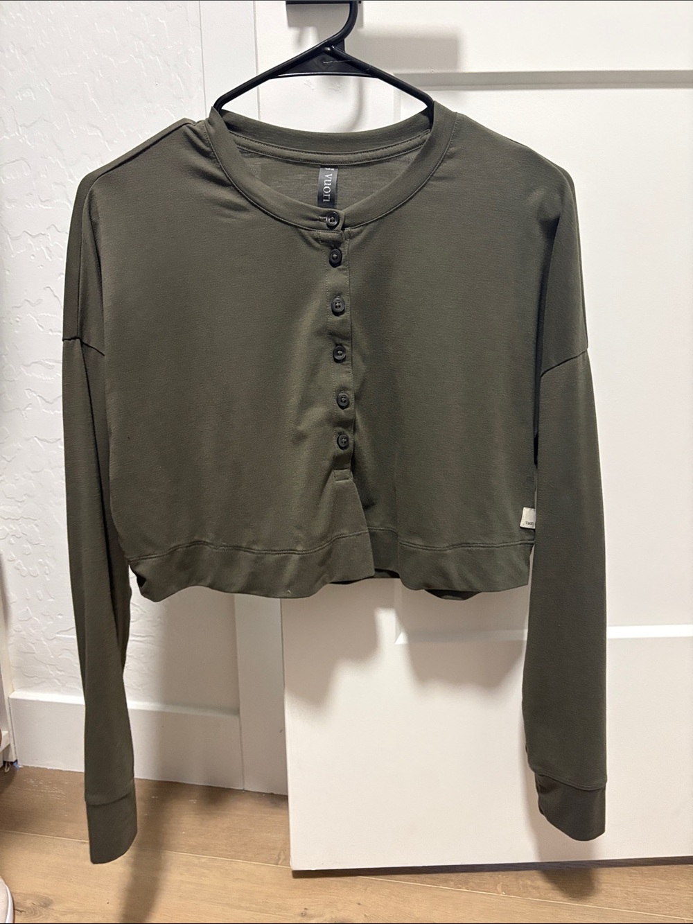 Vuori Olive Green Cropped Henley Long Sleeve Top